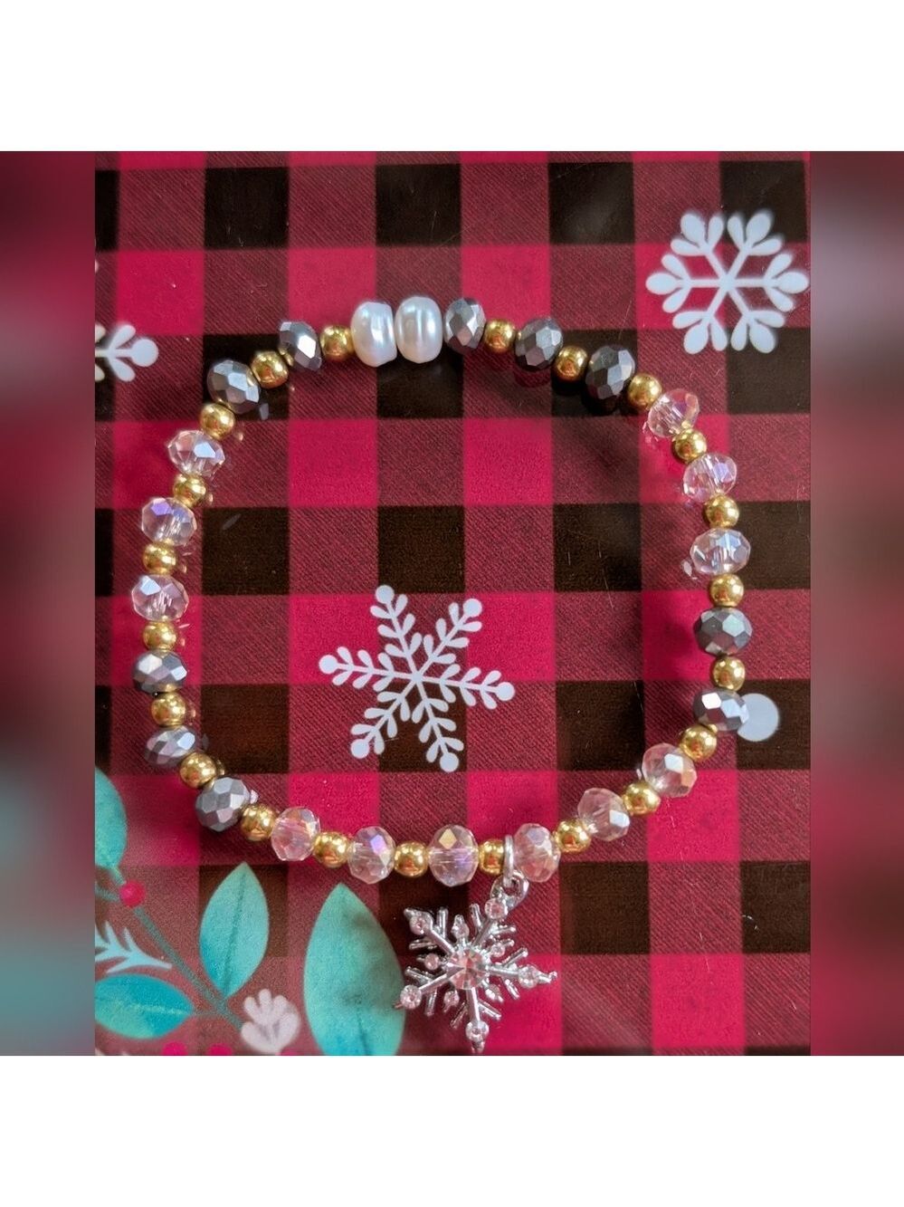 Snowflake Charm Stretch Bracelet